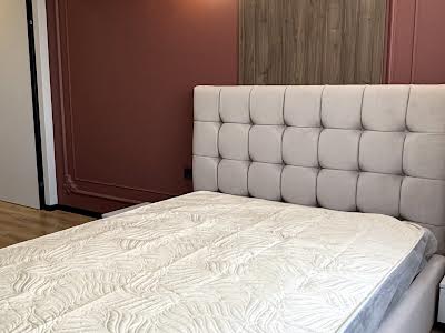 квартира за адресою Драгомирова, 14а