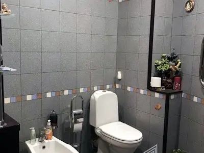 квартира за адресою Анни Ахматової вул., 33