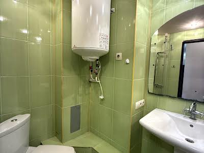 квартира за адресою Небесної сотні, 10