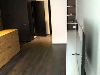 квартира за адресою Регенераторна вул., 4