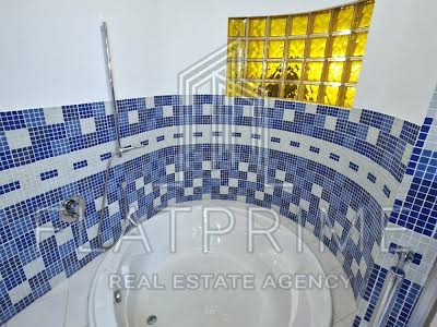 квартира за адресою Генерала Генадія Воробйова вул. (Курська), 3