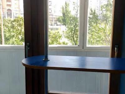 квартира за адресою Приозерна вул., 2-Б