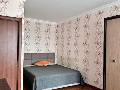 квартира за адресою Соборна вул., 126/16