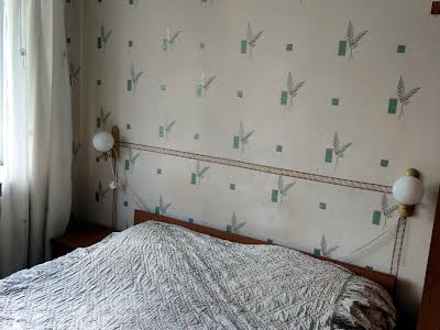 квартира за адресою Перемоги вул., 75