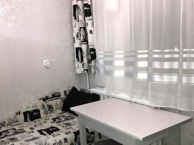квартира за адресою Київ, Лариси Руденко вул., 8