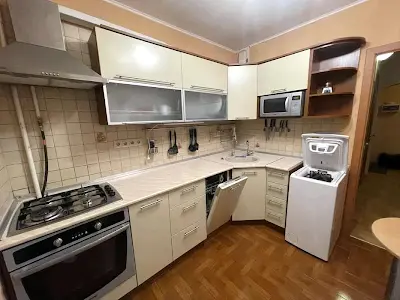 квартира за адресою Соломії Крушельницької вул., 3