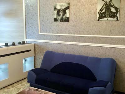 квартира за адресою Одеса, Середньофонтанська вул., 35