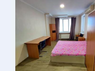 квартира за адресою Борщагівська вул., 143б
