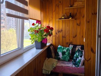 квартира за адресою Симиренка вул., 20-А