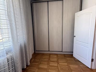 квартира за адресою Машинобудівна вул., 34