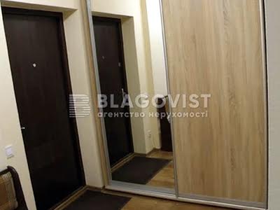 квартира за адресою Олени Пчілки вул., 3