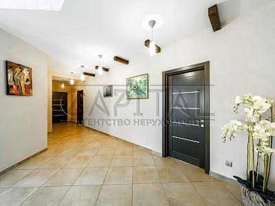будинок за адресою Лісова вул., 24
