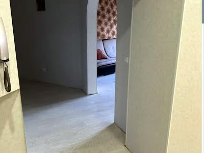 квартира по адресу Гвардейцев-Широнинцев ул., 29А