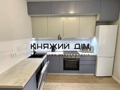 квартира по адресу Ревуцкого ул., 40-Б