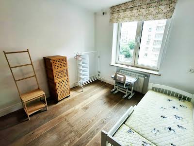 квартира за адресою Дмитрівська вул., 75
