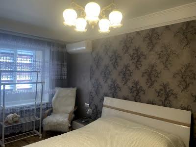 квартира за адресою Запорізька вул., 7