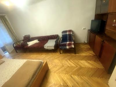 квартира по адресу Пулюя, 2