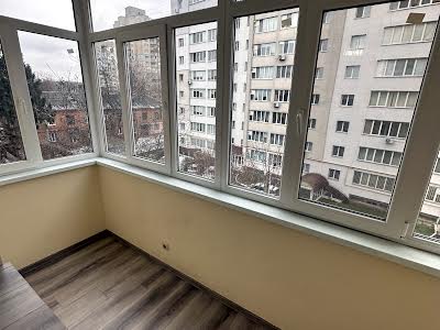 квартира по адресу Подільська ул., 175