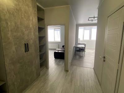 квартира за адресою Академіка Сахарова вул., 16
