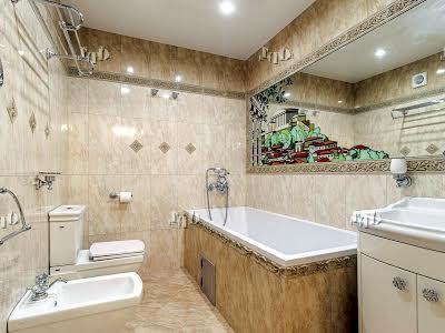 квартира по адресу Боголюбова ул., 16