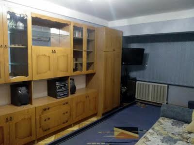 квартира за адресою Князя Володимира Мономаха вул. (Отто Шмідта), 35/37
