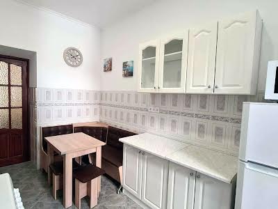 квартира за адресою Тараса Шевченка вул., 4