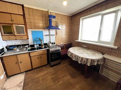 квартира за адресою Космонавтів вул., 132
