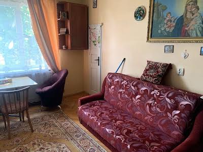 квартира за адресою Собранецька вул., 144