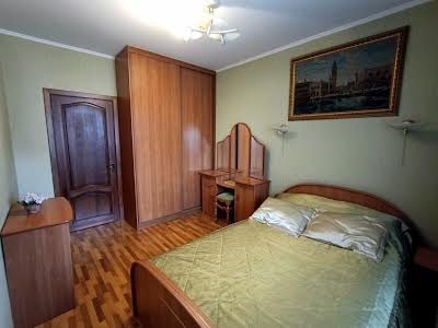 квартира за адресою Бажана Миколи просп., 7а