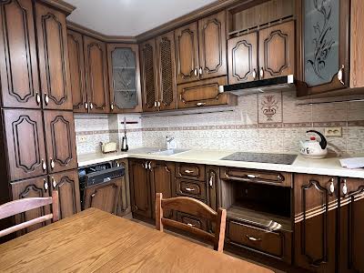 квартира за адресою Садова, 9