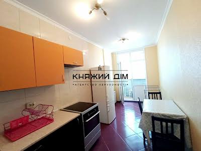 квартира по адресу Светлая ул., 3д