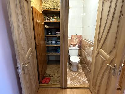 квартира по адресу лятошинського, 26Б