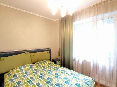 квартира за адресою Василя Касіяна вул., 6