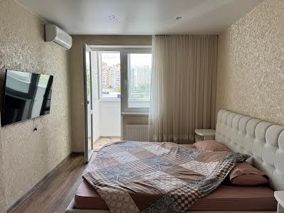 квартира за адресою Ревуцького вул., 40-Г