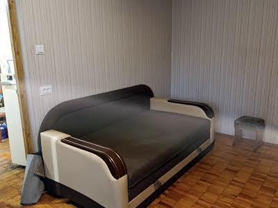 квартира по адресу Ревуцкого ул., 18