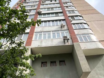 квартира по адресу Леси Украинки бульв., 21-А