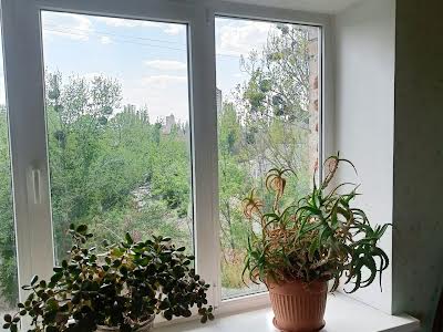 квартира за адресою Михайла Стельмаха вул., 6