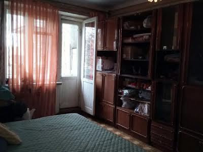 квартира за адресою Богдана Хмельницького вул., 1