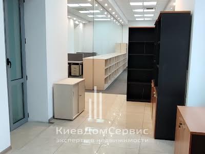 комерційна за адресою Київ, Володимирська вул., 4