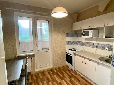 квартира за адресою Єлизавети Чавдар вул., 34