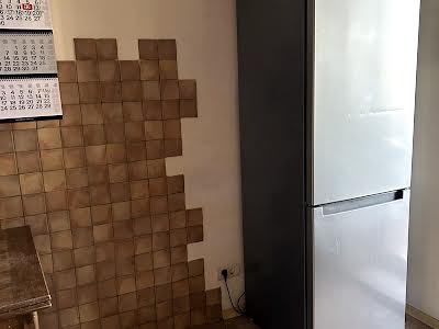 квартира по адресу Ревуцкого ул., 5