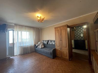 квартира за адресою Райдужна вул., 69