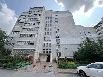 квартира за адресою Машинобудівників вул., 1-В