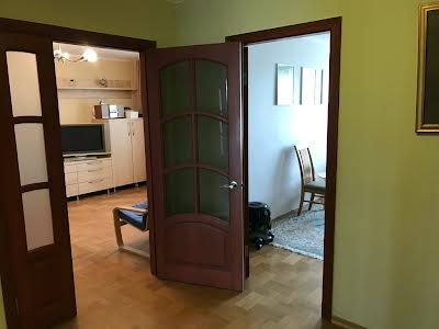 квартира по адресу Андрея Верхогляда ул. (Михайла Драгомирова), 2