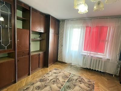 квартира за адресою Генерала Петрова вул., 74