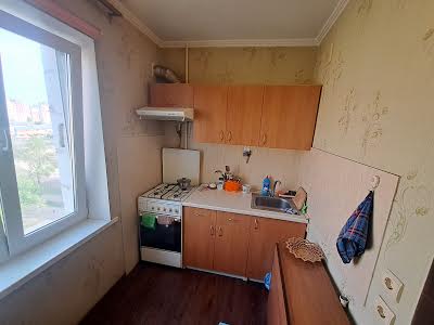 кімната за адресою Червоної Калини просп. (Володимира Маяковського), 8А