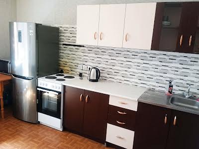 квартира за адресою Ревуцького вул., 5