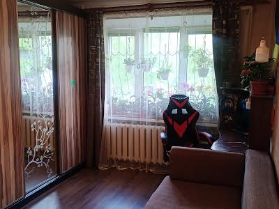 квартира за адресою Дністерська вул. (Двінська), 1
