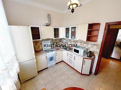квартира по адресу Івана Світличного ул. (Петровського), 6