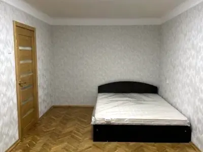 квартира за адресою Братів Зерових вул. (Червонопартизанська), 14/88